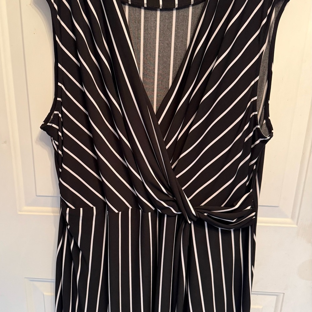 Roz & Ali Black and White Striped Top Size 3X